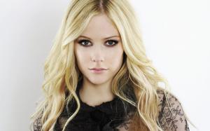 Cute Avril Lavigne  High Resolution wallpaper thumb