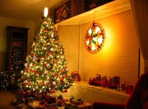 christmas tree, gifts, garlands, ornaments, toys, home, holiday, christmas, new year wallpaper thumb