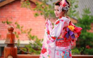 Colorful clothes, kimono, Japanese girl smile wallpaper thumb