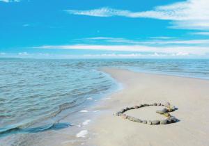 sea??, love, romance, sun, water, sand, rocks, clouds, landscape, waves, beauty, coast, beach wallpaper thumb