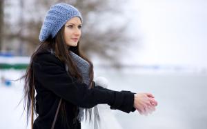 Winter beautiful girl, blue hat wallpaper thumb