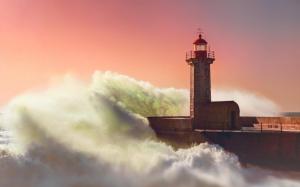 Waves hitting the lighthouse wallpaper thumb