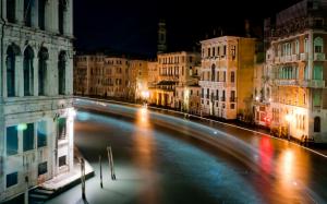 Light Night World Venice Italy Long Exposure Rivers Colors For Android wallpaper thumb