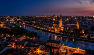 Italy, Verona, sunset wallpaper thumb