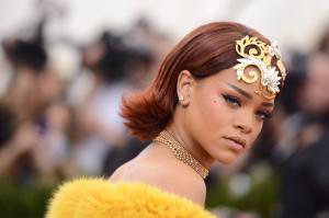 Rihanna, singer, star wallpaper thumb