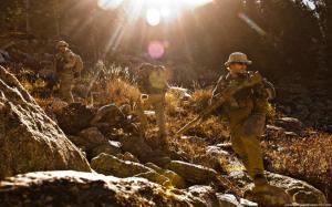 Lone Survivor Sunlight Soldiers Mark Wahlberg HD wallpaper thumb