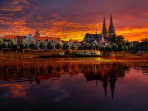 Regensburg, Germany, sunset, river, houses wallpaper thumb