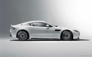 Aston Martin Vantage GT4 3 wallpaper thumb