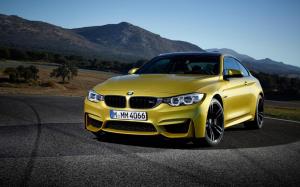 2014 BMW M4 Coupe wallpaper thumb