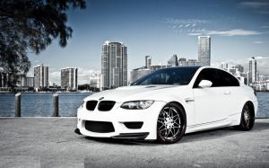 White BMW car wallpaper thumb