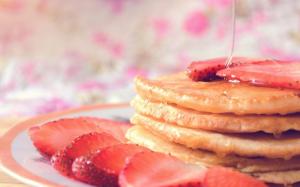 Pancakes with strawberry wallpaper thumb