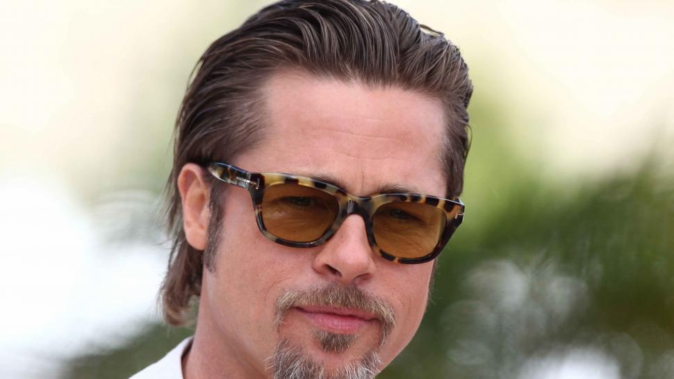 Brad Pitt with Glasses wallpaper,3840x2160 wallpaper