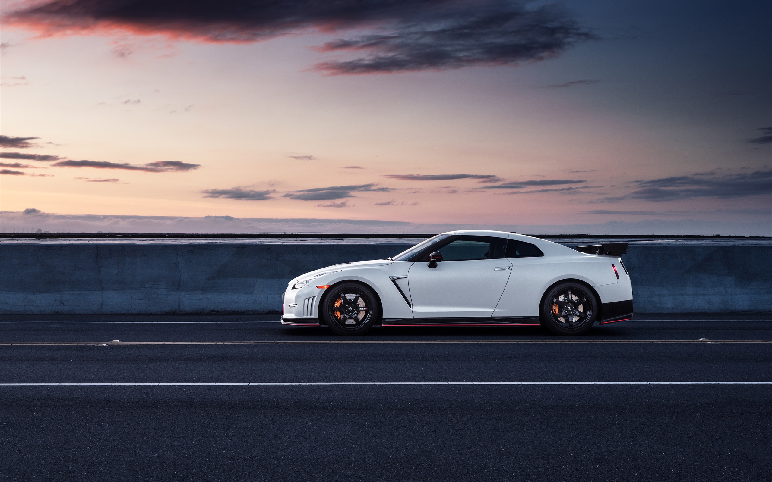 Nissan GT-R R35 white car side view wallpaper | cars ...