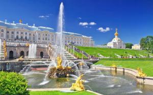Peterhof Palace Fountain wallpaper thumb