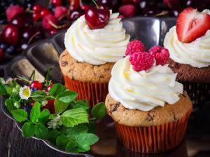 Muffins, cakes, cream, berries, dessert wallpaper thumb