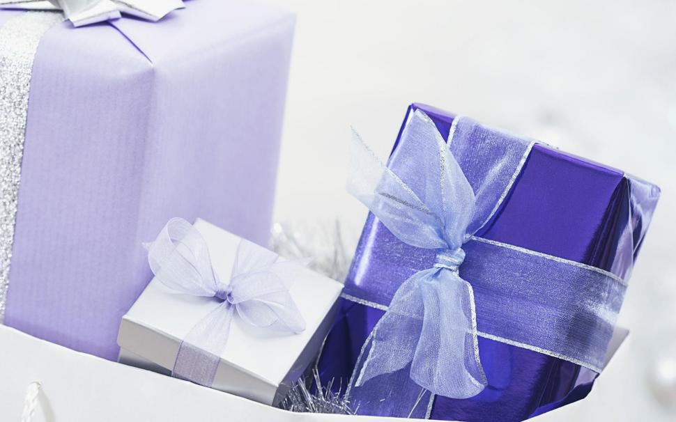 New year, christmas, gifts, white, lilac, bows wallpaper,new year HD wallpaper,christmas HD wallpaper,gifts HD wallpaper,white HD wallpaper,lilac HD wallpaper,bows HD wallpaper,1920x1200 wallpaper