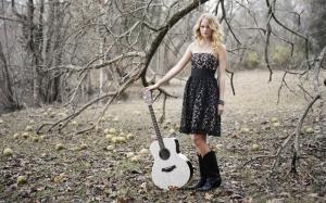 Taylor Swift, Celebrities, Star, Girl, Curly Hair, Face, Blonde, Beauty, Violin, Dead Trees wallpaper thumb
