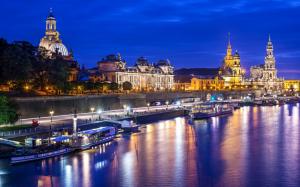 Germany, Dresden, Altstadt, city, night, lights, river, buildings wallpaper thumb