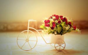 Bouquet of red roses in a vase bike wallpaper thumb