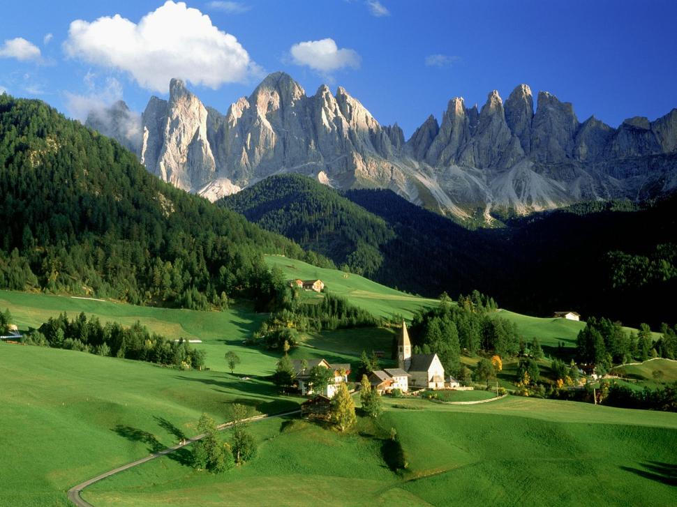 Val di Funes Dolomites Italy wallpaper,italy wallpaper,funes wallpaper,dolomites wallpaper,1600x1200 wallpaper