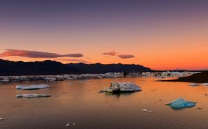 Iceland, mountains, bay, ice floes, morning wallpaper thumb