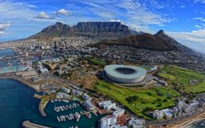 Top view of the city, South Africa, Cape Town, Atlantic Ocean wallpaper thumb