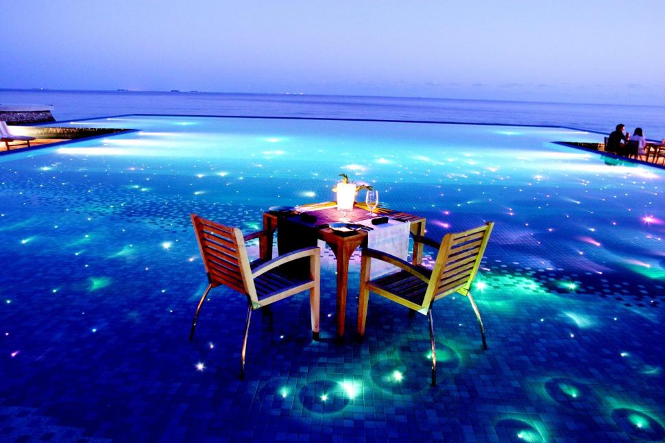 Table for Two on Lit Pool wallpaper,pool HD wallpaper,candles HD wallpaper,island HD wallpaper,view HD wallpaper,romantic HD wallpaper,tropical HD wallpaper,candlelight HD wallpaper,dine HD wallpaper,south-pacific HD wallpaper,romance HD wallpaper,ocean HD wallpaper,food HD wallpaper,2048x1365 wallpaper