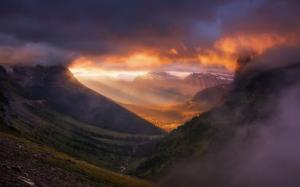 Landscape, Nature, Glacier National Park, Sunrise, Mountain, Forest, Valley, Mist, Sun Rays, Clouds wallpaper thumb