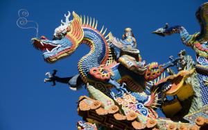 China building, dragon and phoenix carving art wallpaper thumb