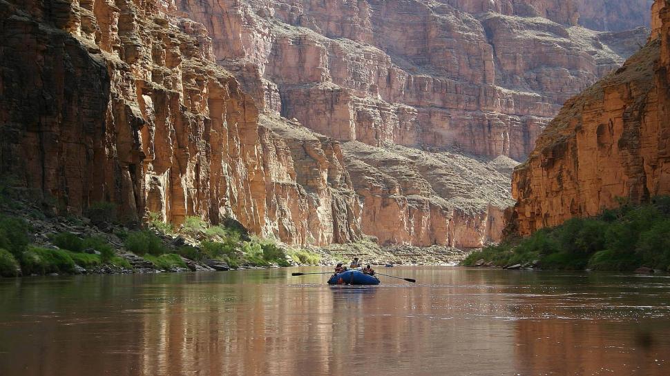 Rafting On The Colorado River In Gr Canyon wallpaper,cliffs HD wallpaper,river HD wallpaper,canyon HD wallpaper,raft HD wallpaper,nature & landscapes HD wallpaper,1920x1080 wallpaper