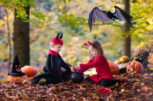 Halloween, childrens play wallpaper thumb