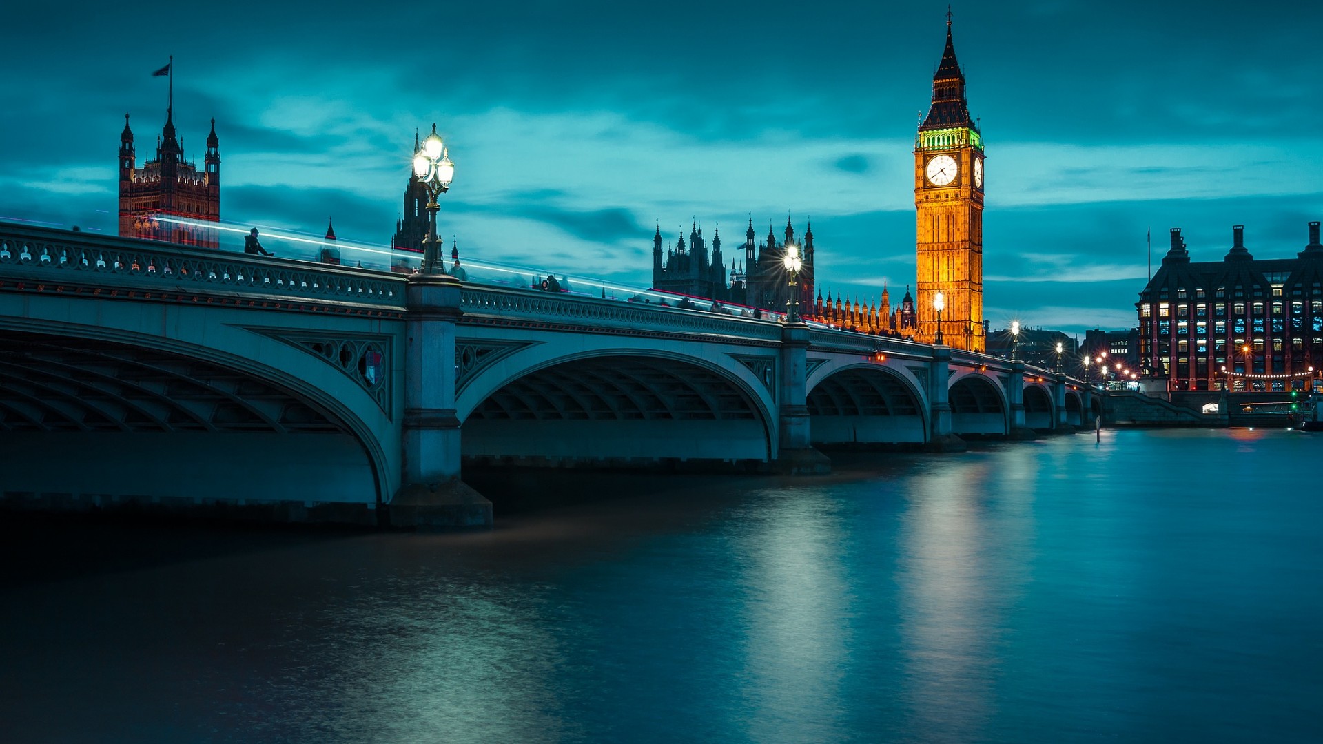 London, the River Thames, bridge, night pictures  