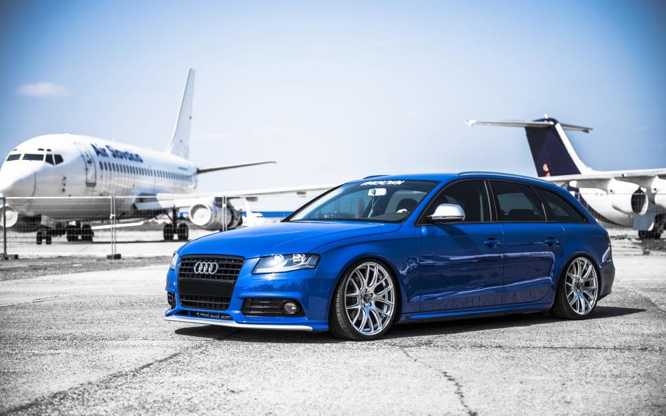 Audi A4 blue car, airport, aircraft wallpaper,Audi HD wallpaper,Blue HD wallpaper,Car HD wallpaper,Airport HD wallpaper,Aircraft HD wallpaper,2560x1600 wallpaper