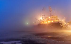 Port Ice Ship Fog Lights Pictures For Desktop wallpaper thumb