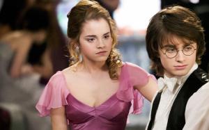 Emma Watson in Harry Potter wallpaper thumb