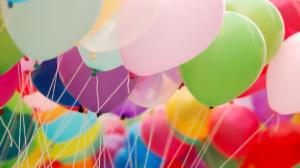 Multicolored balloons wallpaper thumb