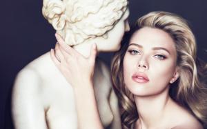 Scarlett Johansson in Dolce & Gabbana wallpaper thumb