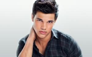 Taylor Lautner Actor wallpaper thumb