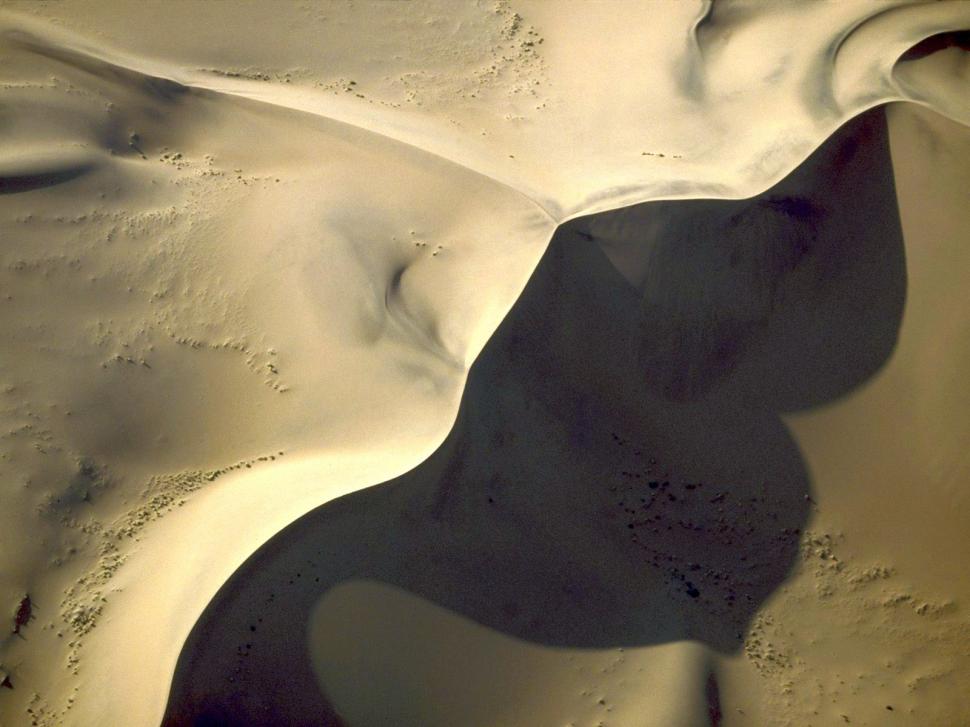 Desert Dune Aerial HD wallpaper,nature wallpaper,desert wallpaper,aerial wallpaper,dune wallpaper,1600x1200 wallpaper