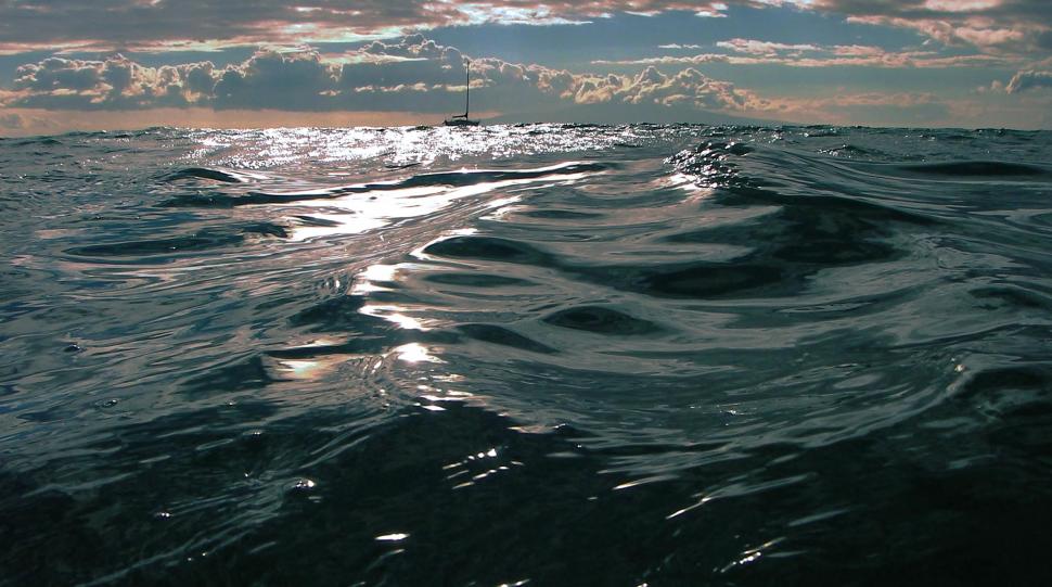 Black Water Hawai wallpaper,water HD wallpaper,sailing boat HD wallpaper,waves HD wallpaper,dark HD wallpaper,clouds HD wallpaper,3d & abstract HD wallpaper,2491x1391 wallpaper