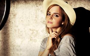 Emma Watson Burberry Picture wallpaper thumb