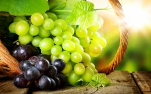 Delicious green grapes and red grapes wallpaper thumb