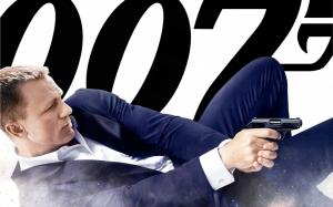 2012 movie, 007 Skyfall wallpaper thumb