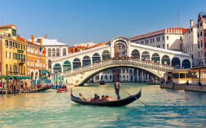 Rialto Bridge, Venice, Italy wallpaper thumb