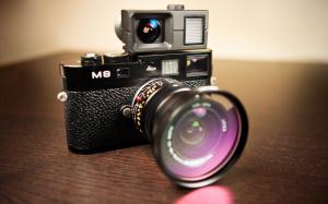 Leica M8 wallpaper thumb