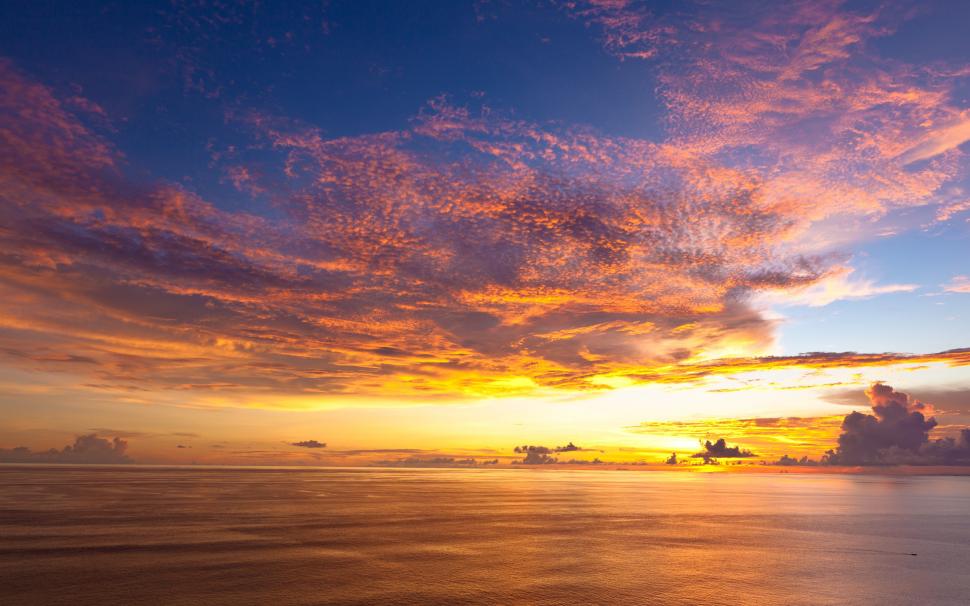 Indonesia, ocean wallpaper,clouds HD wallpaper,horizon HD wallpaper,Indonesia HD wallpaper,glow HD wallpaper,ocean HD wallpaper,sunset HD wallpaper,2880x1800 wallpaper