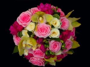 A bouquet roses, beautiful flowers wallpaper thumb