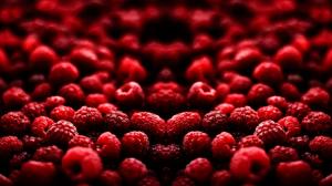 Delicious fruits, red raspberry wallpaper thumb