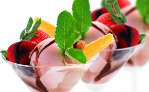 Ice Cream, Strawberry, Food, Close Up wallpaper thumb