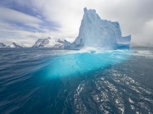 Blue Tall Iceberg HD wallpaper thumb
